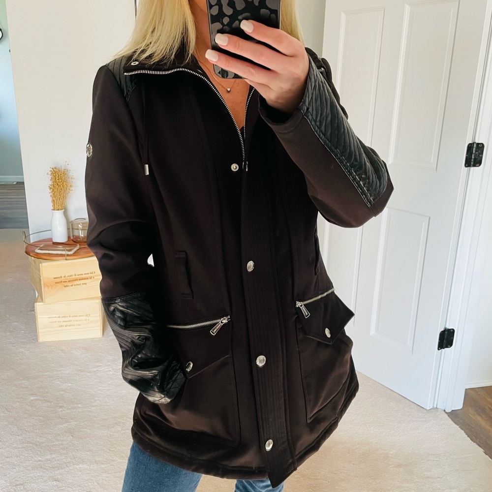 MICHAEL Michael Kors Quilted Sleeve Waterproof Coat Black Size Small - Picture 4 of 7